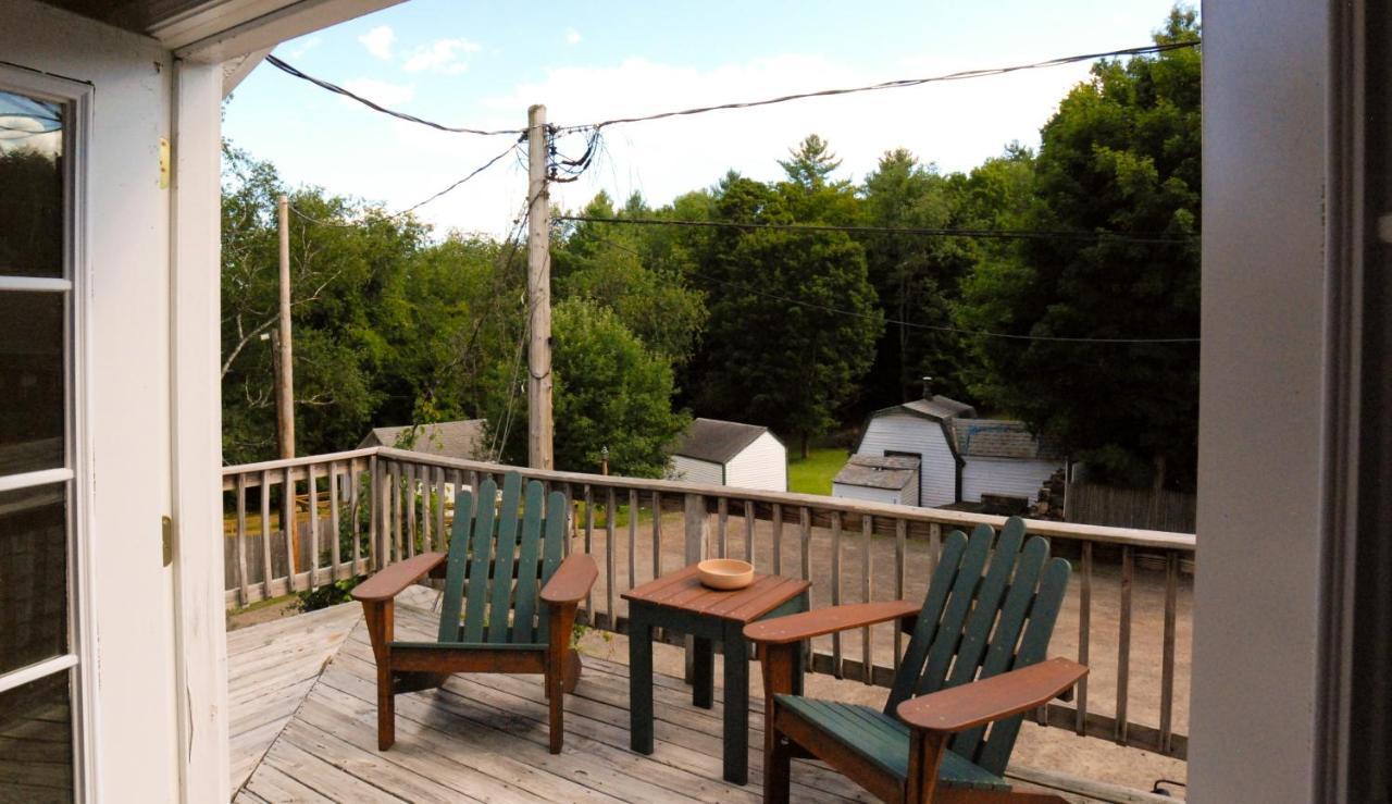 Maple Leaf Lodge Schroon Lake Εξωτερικό φωτογραφία