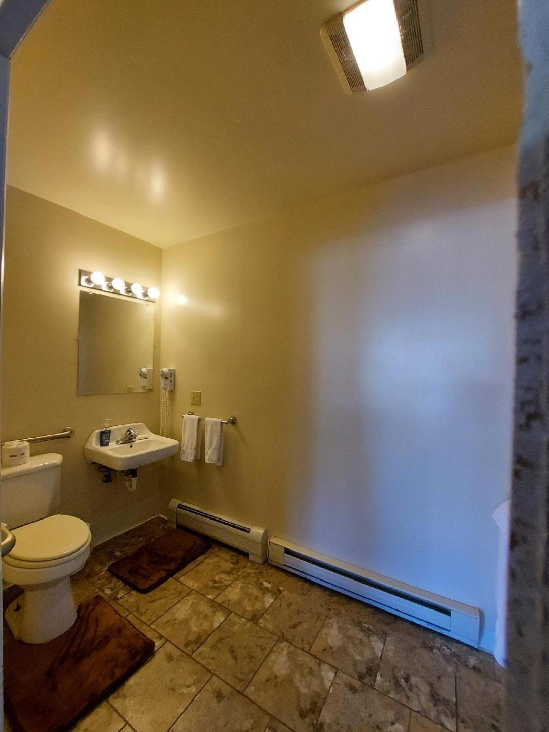 Maple Leaf Lodge Schroon Lake Εξωτερικό φωτογραφία